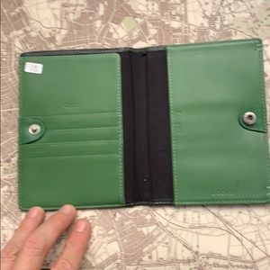 Lodis passport wallet